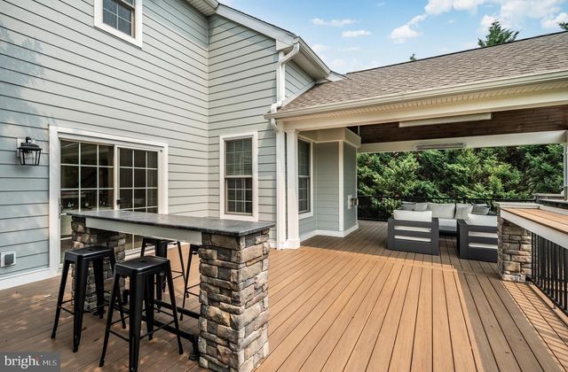1040 BRICK HOUSE FARM LN, Newtown Square, PA 19073