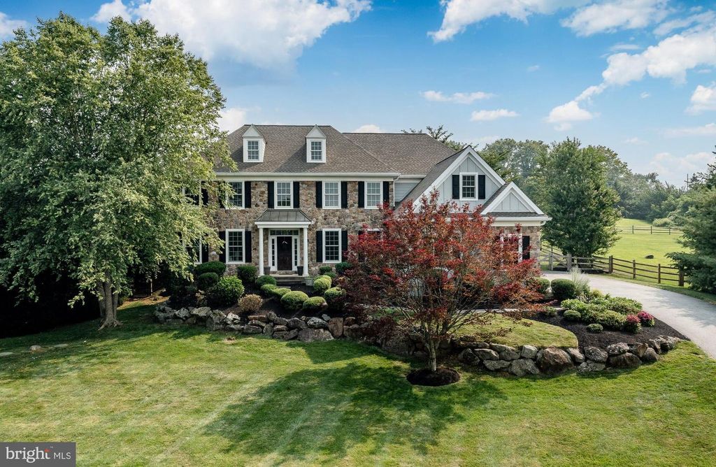 1040 BRICK HOUSE FARM LN, Newtown Square, PA 19073