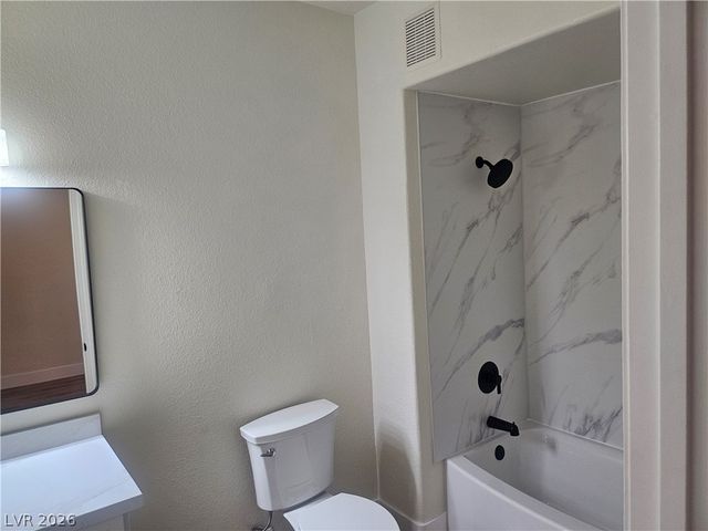 8250 North Grand Canyon Drive 2106, Las Vegas, NV 89166