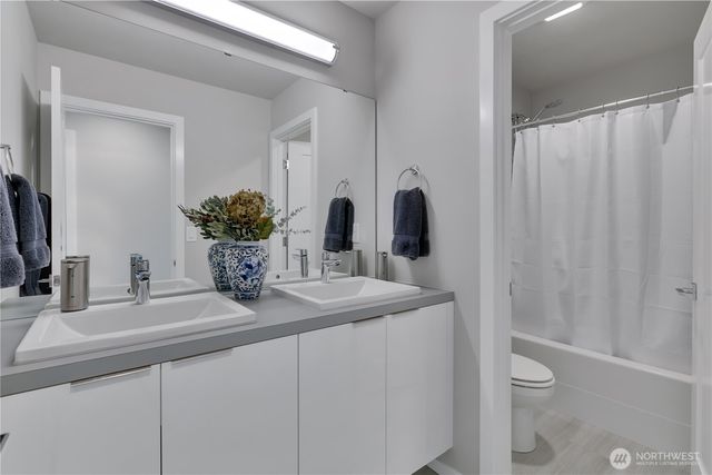 18823 128th Street E, Bonney Lake, WA 98391