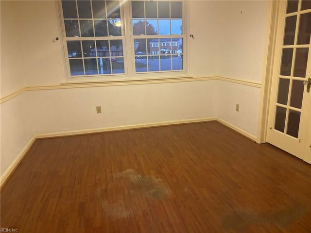 1809 Blue Knob RD, Virginia Beach, VA 23464