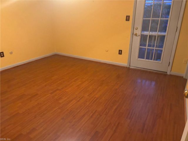 1809 Blue Knob RD, Virginia Beach, VA 23464