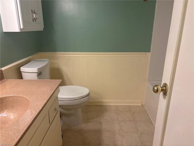 1809 Blue Knob RD, Virginia Beach, VA 23464