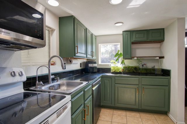 7403 E 3rd Ave, Spokane Valley, WA 99212
