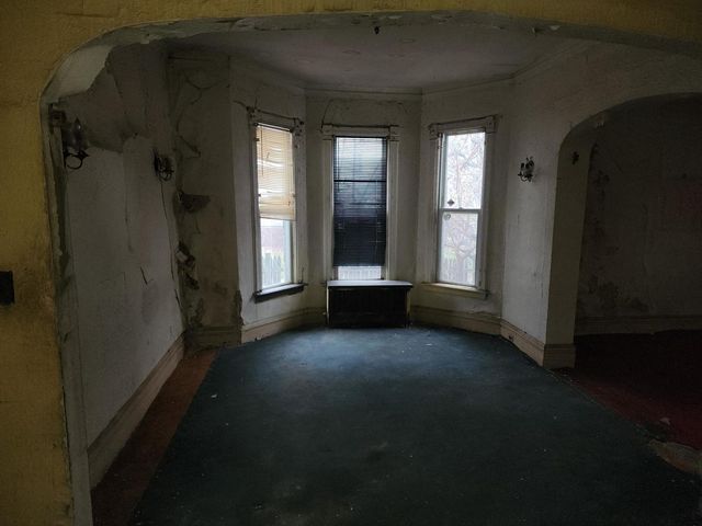 5633 S Sangamon Street, Chicago, IL 60621