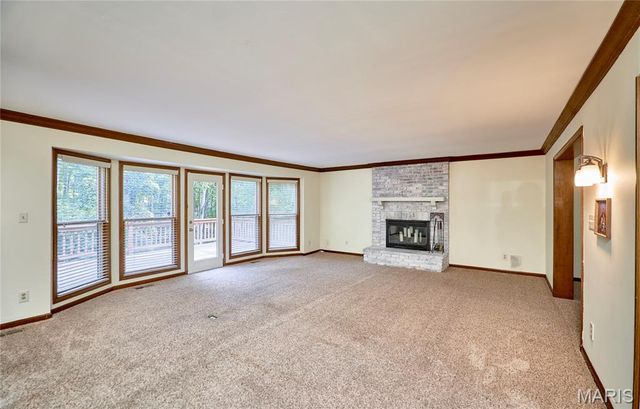 1921 Wolfcreek Pass Court, Wildwood, MO 63011