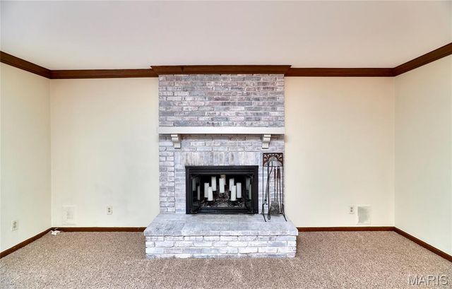 1921 Wolfcreek Pass Court, Wildwood, MO 63011