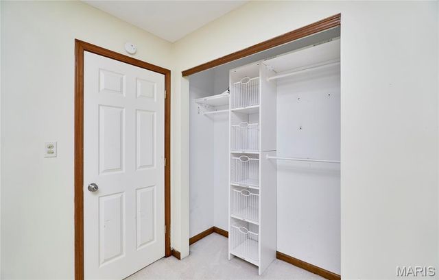 1921 Wolfcreek Pass Court, Wildwood, MO 63011