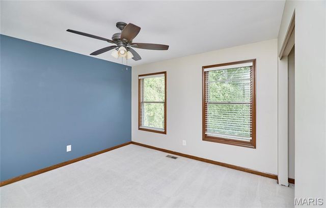 1921 Wolfcreek Pass Court, Wildwood, MO 63011