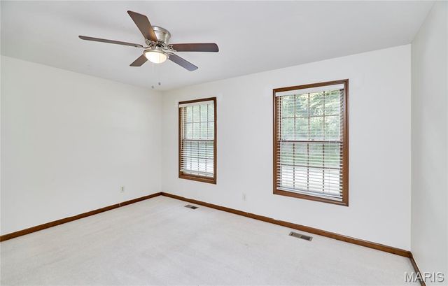 1921 Wolfcreek Pass Court, Wildwood, MO 63011