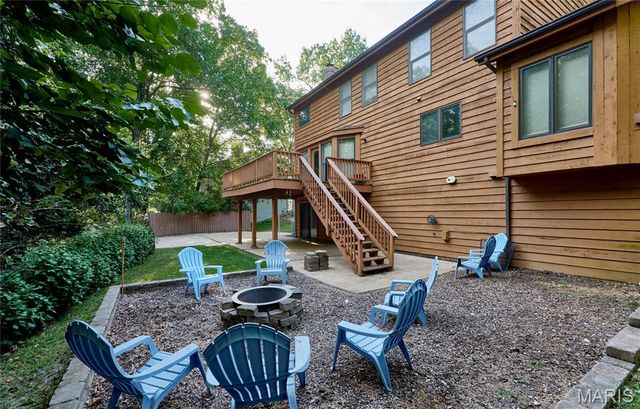 1921 Wolfcreek Pass Court, Wildwood, MO 63011