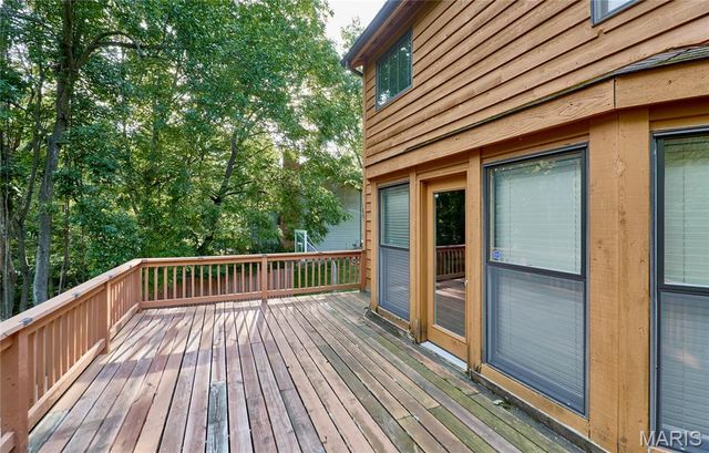 1921 Wolfcreek Pass Court, Wildwood, MO 63011