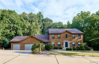 1921 Wolfcreek Pass Court, Wildwood, MO 63011