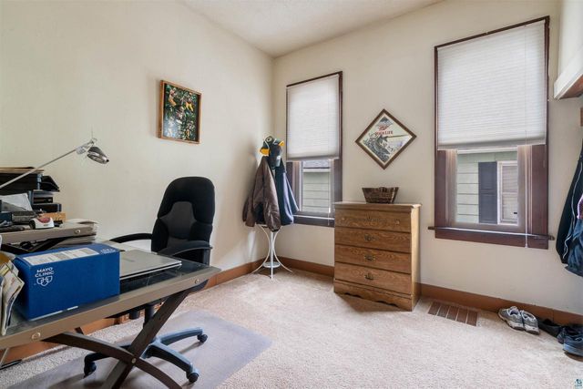 1522 4th St, Superior, WI 54880