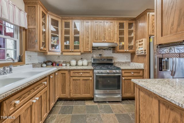 107 Asher Court, Elizabethton, TN 37643