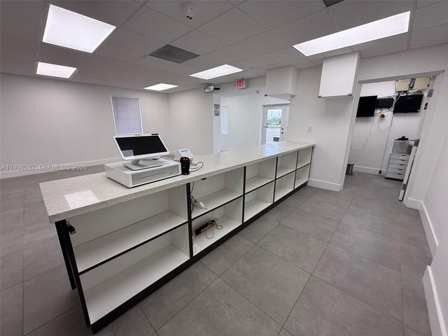 2196 Ali Baba Ave, Opa-locka, FL 33054