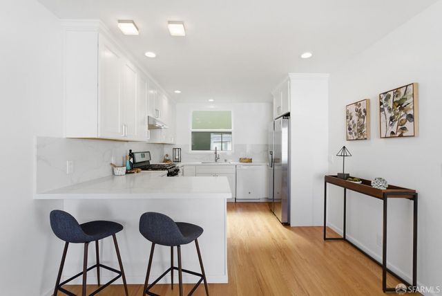 2587 35th Avenue, San Francisco, CA 94116
