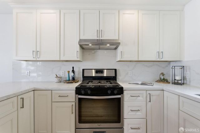 2587 35th Avenue, San Francisco, CA 94116