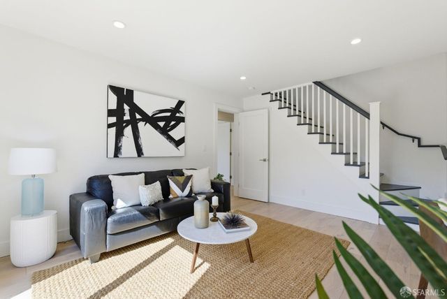 2587 35th Avenue, San Francisco, CA 94116