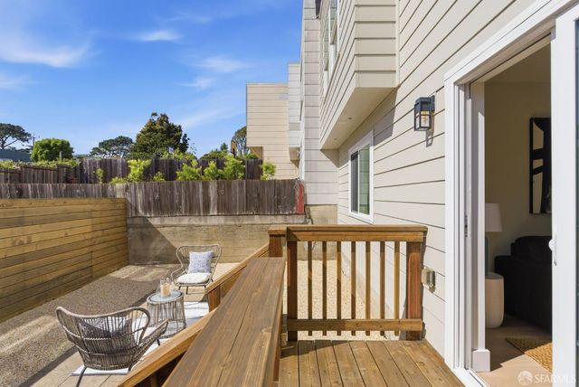 2587 35th Avenue, San Francisco, CA 94116