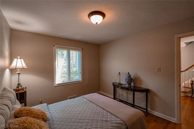 7224 Oak Drive, Poland, OH 44514