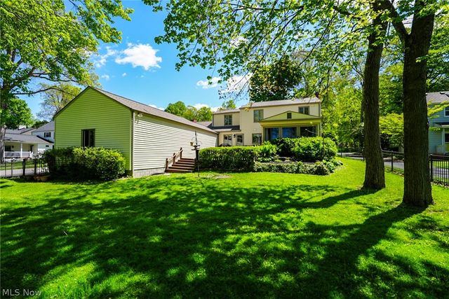 7224 Oak Drive, Poland, OH 44514