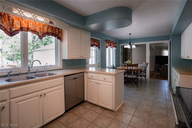 7224 Oak Drive, Poland, OH 44514