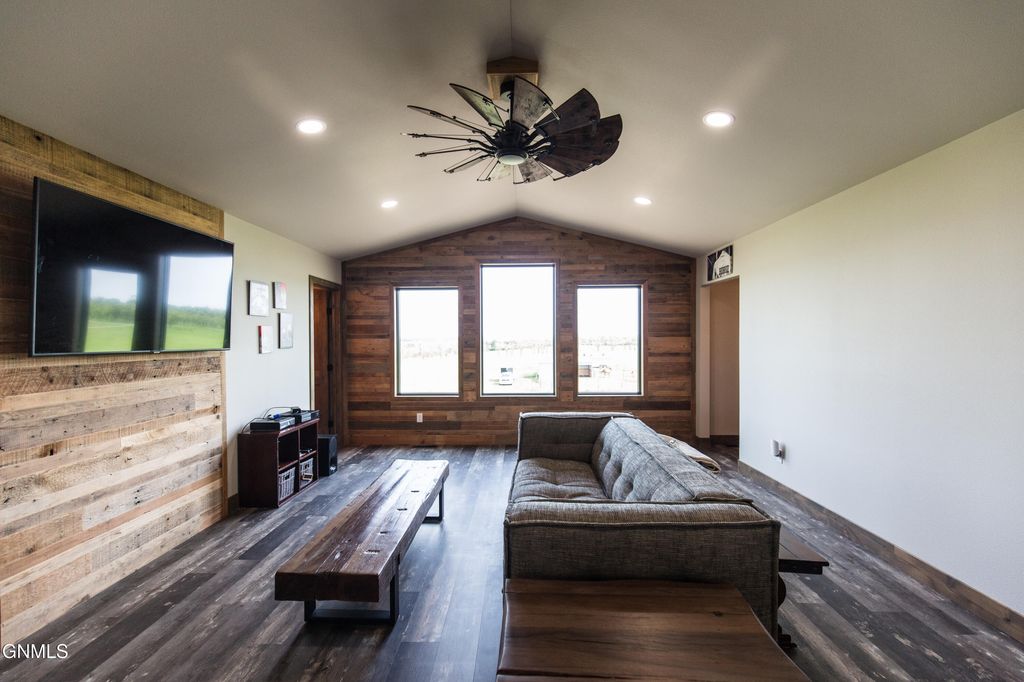 7101 223 Street NE, McKenzie, ND 58572 photo 23