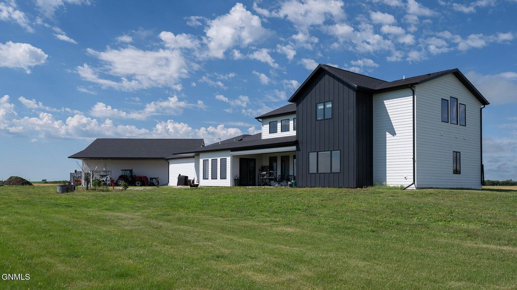 7101 223 Street NE, McKenzie, ND 58572 photo 48