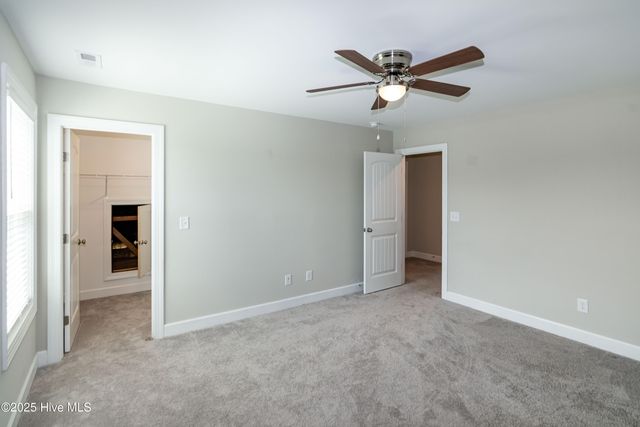 3206 Dandelion Drive, Grimesland, NC 27837