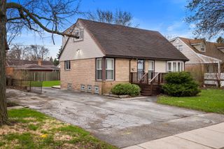 15607 Rose Drive, South Holland, IL 60473