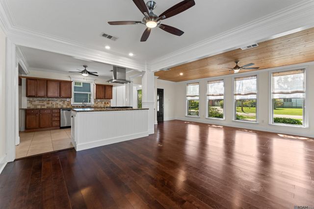 3919 Claycut Rd, Baton Rouge, LA 70806