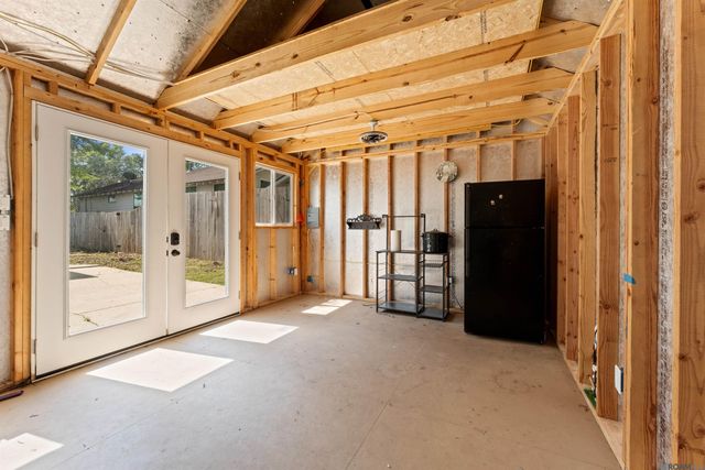 3919 Claycut Rd, Baton Rouge, LA 70806