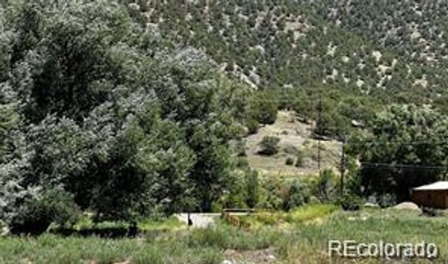 278 Confluence Road, Salida, CO 81201