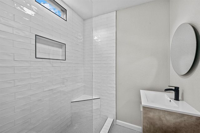 3677 Rockdale Drive, Dallas, TX 75220