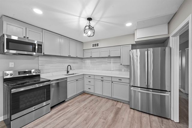 3677 Rockdale Drive, Dallas, TX 75220