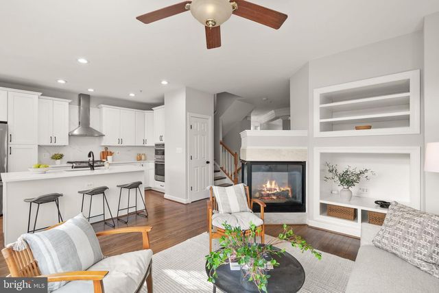 6719 ASPEN TRACE CT, Annandale, VA 22003