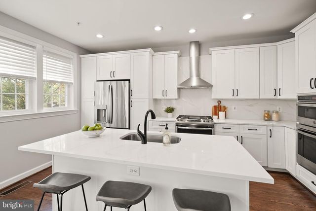 6719 ASPEN TRACE CT, Annandale, VA 22003