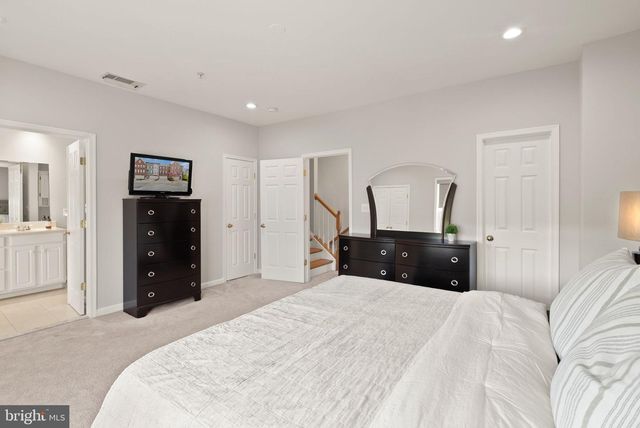 6719 ASPEN TRACE CT, Annandale, VA 22003