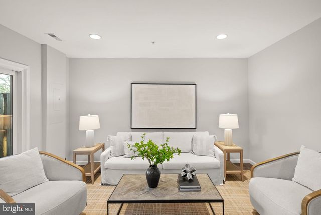 6719 ASPEN TRACE CT, Annandale, VA 22003