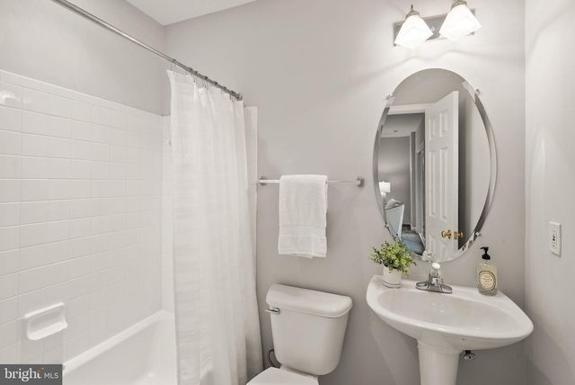 6719 ASPEN TRACE CT, Annandale, VA 22003