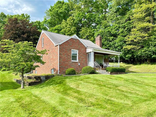 2 W Leasure Ave, New Castle, PA 16105