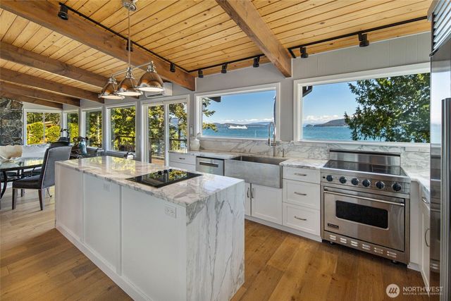 162 Sea Ranch Road, Lopez Island, WA 98261