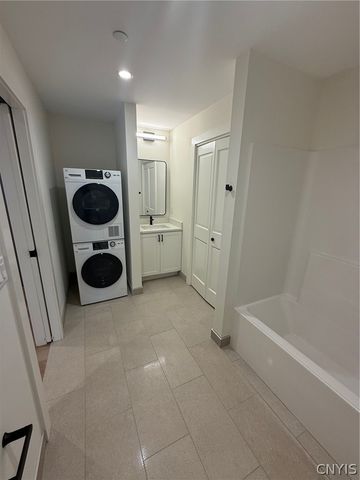 1117 West Fayette Street 301, Syracuse, NY 13204