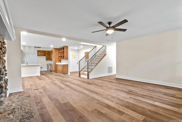 13100 Kanis Road, Little Rock, AR 72211