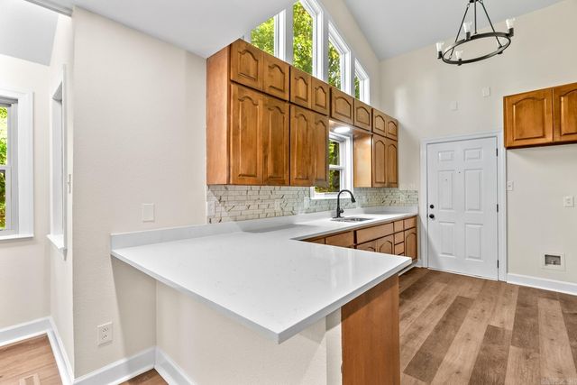 13100 Kanis Road, Little Rock, AR 72211