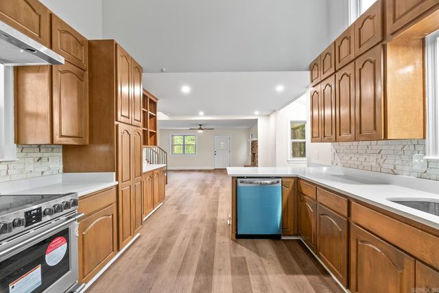 13100 Kanis Road, Little Rock, AR 72211