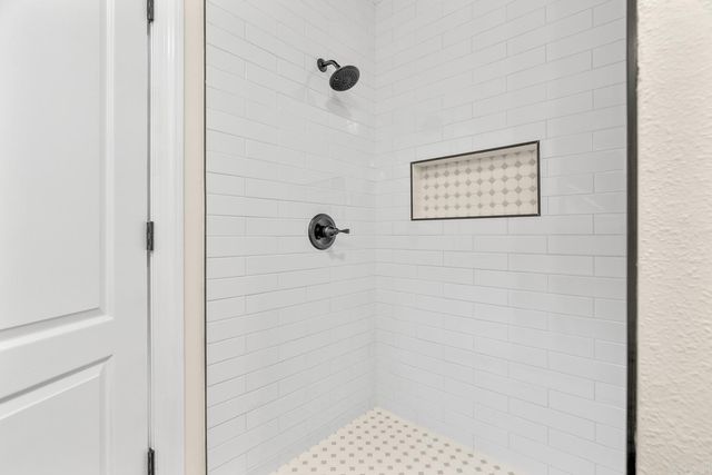 13100 Kanis Road, Little Rock, AR 72211