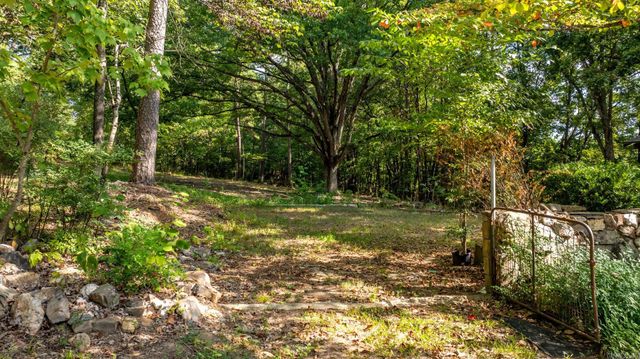 13100 Kanis Road, Little Rock, AR 72211