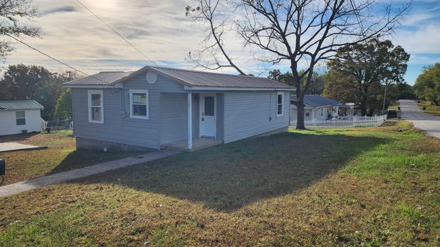 500 E Lincoln Street, Buffalo, MO 65622